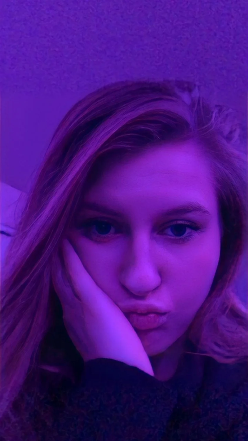 MMR’s hot selfies main image