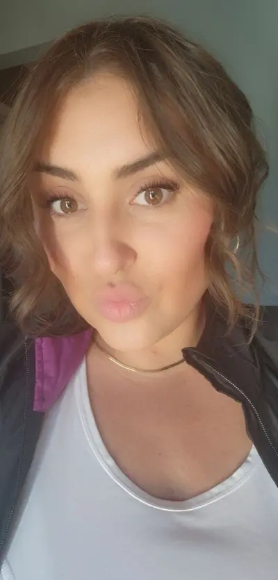 Snapchat slut Amanda cover image