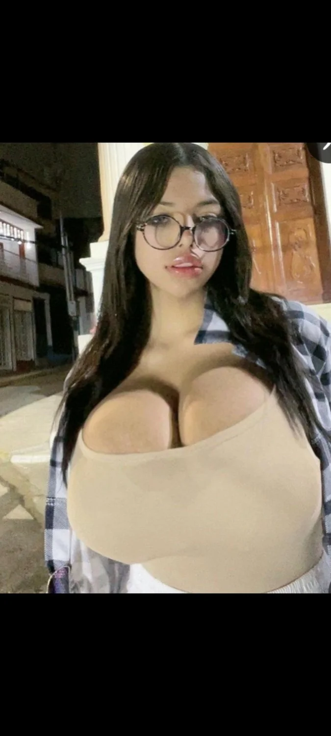 latina with jugs image 8