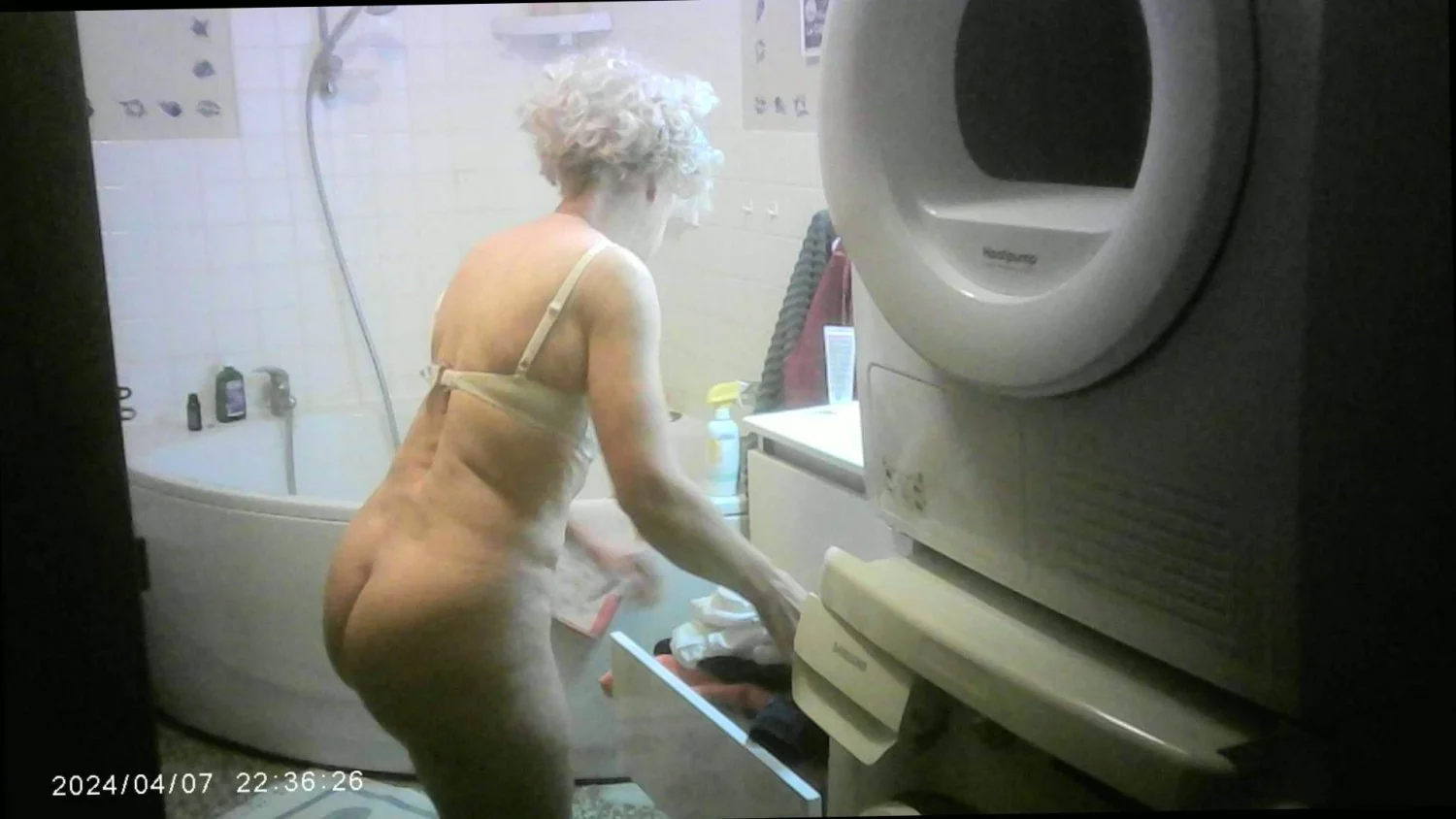 Unaware cheating granny nurse Solange's gorgeous ass-three hidden cams angles image 10