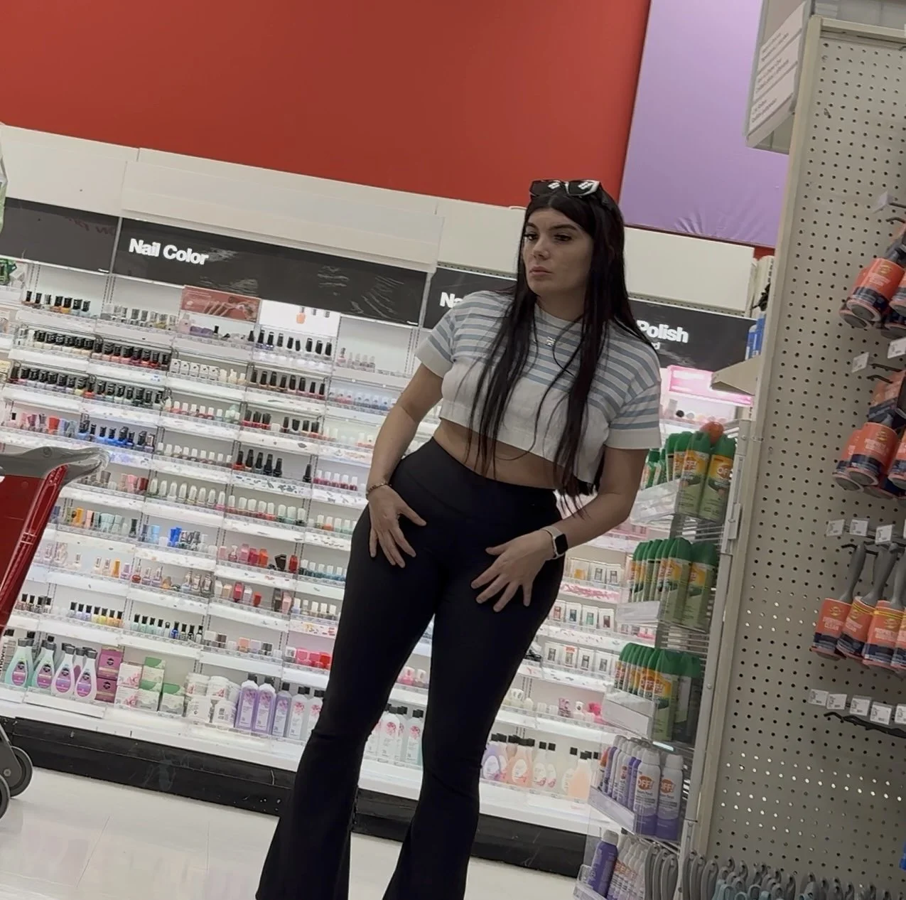 Phat Butt Latina Mami Caught Me Taking Photos & Doesn’t Care image 8