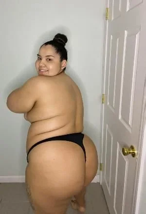 Rica novia gordita image 28