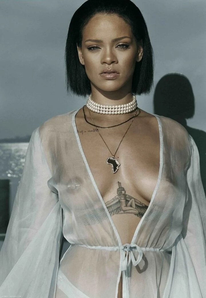 rihanna🍒 image 7
