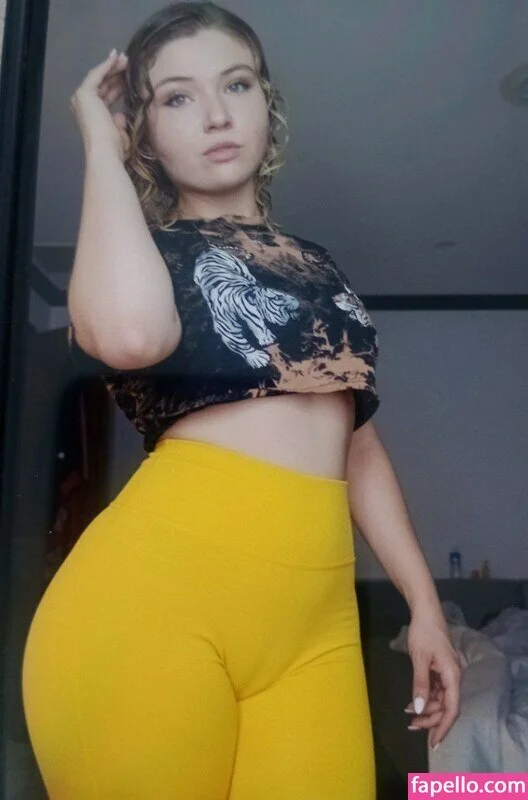 Gringa culona 2 image 18