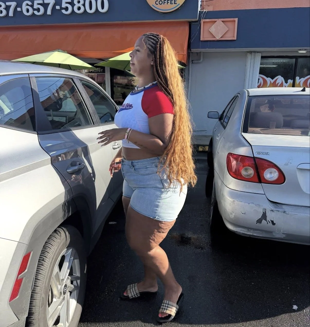 big booty ig model image 3