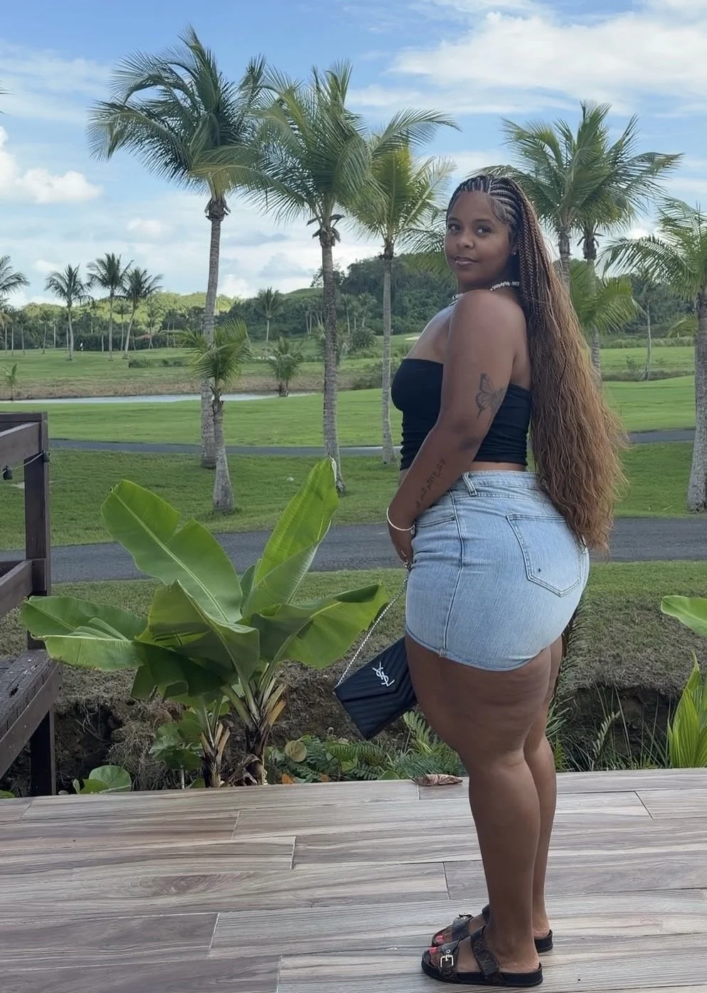 big booty ig model image 4