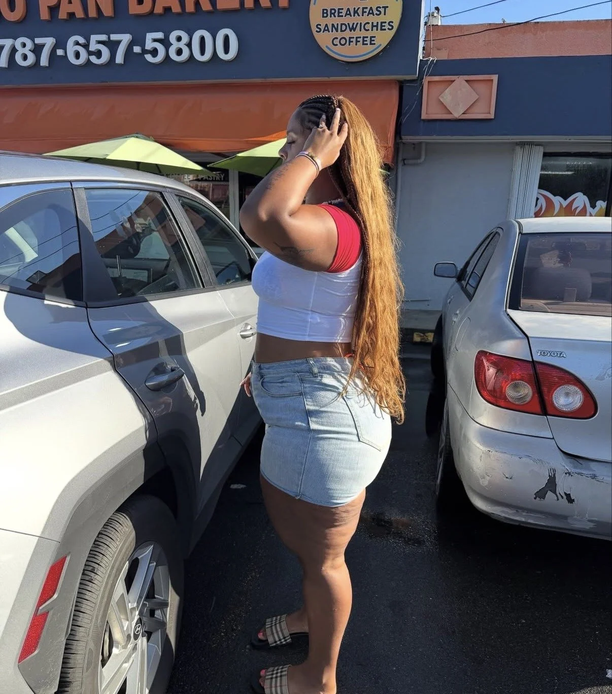 big booty ig model image 6