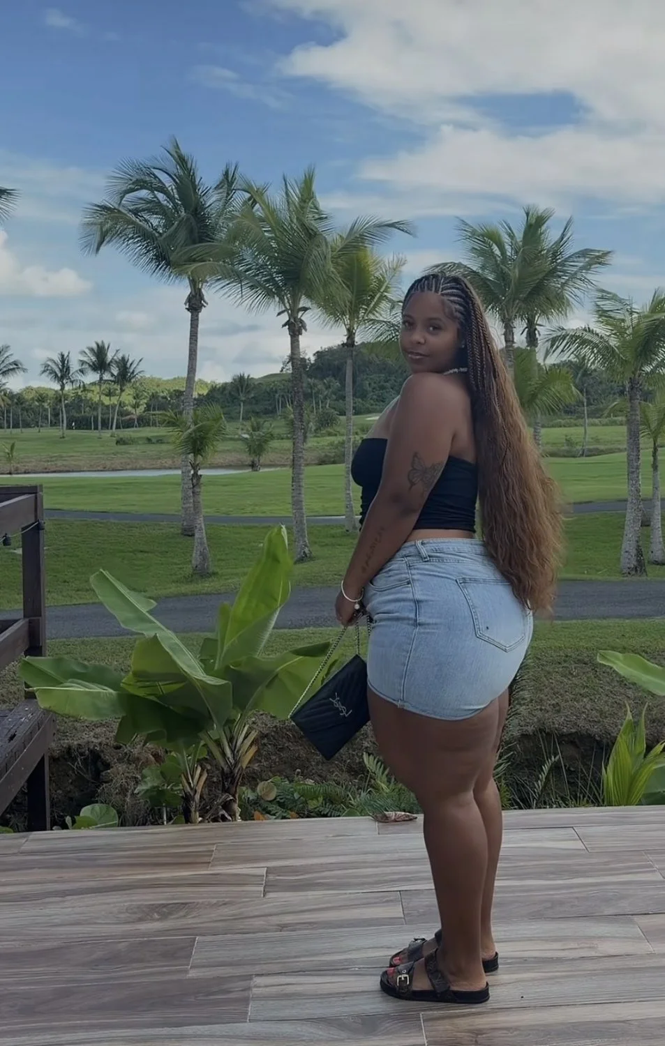 big booty ig model image 7