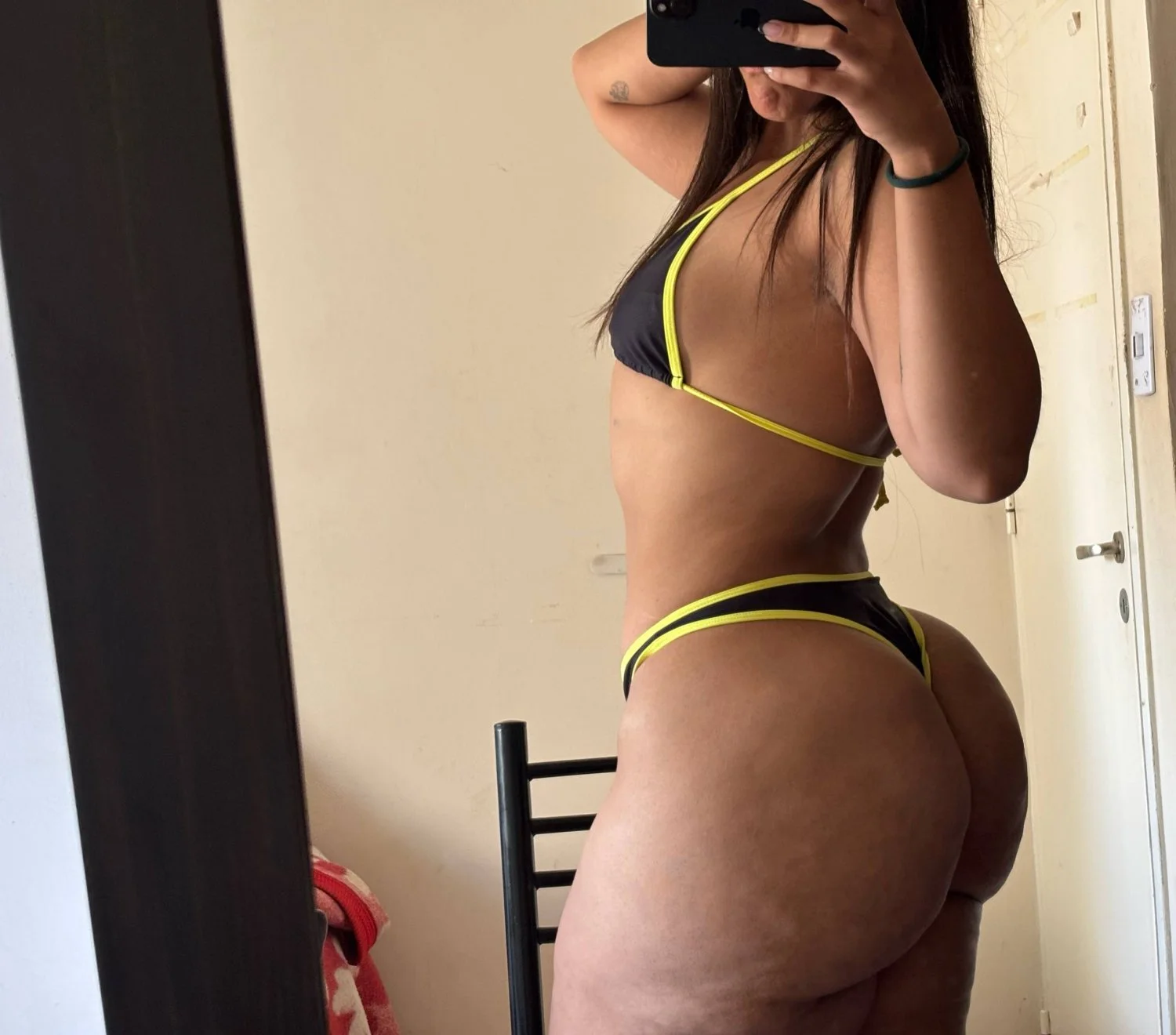 Mi amor and her big ass butt main image