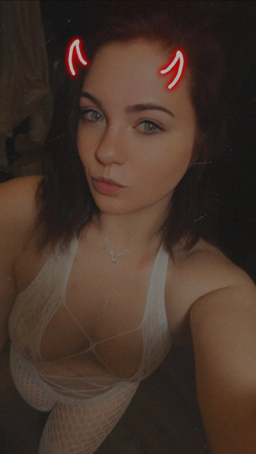 Cheating Amanda exposed by her side piece image 3
