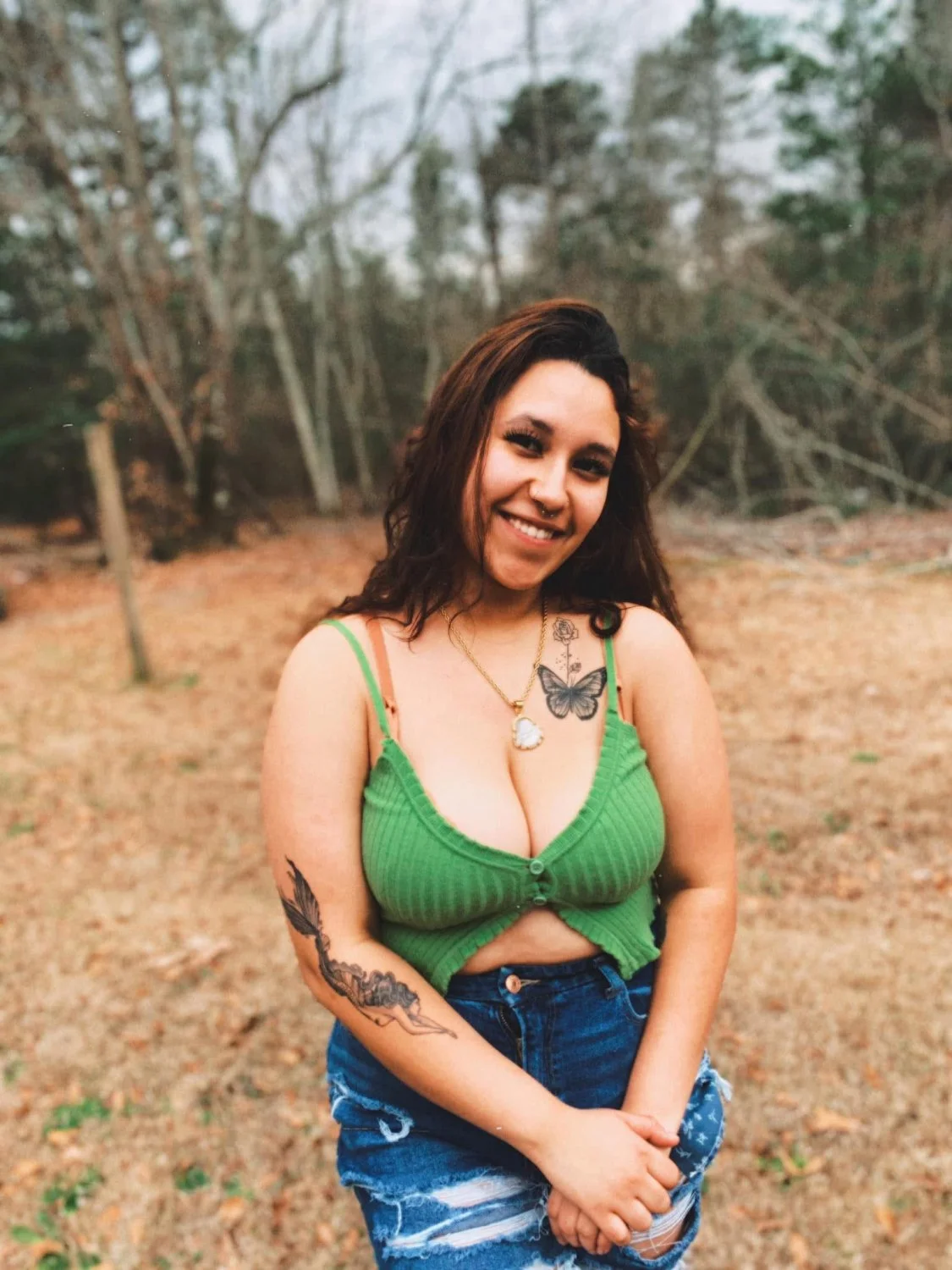 Cute torta teasing fat juicy tits image 11