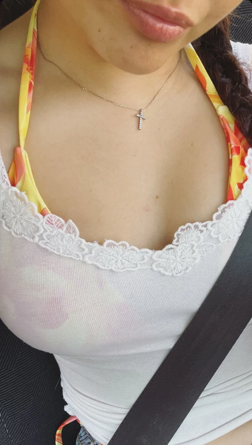 Cute Slut Jael Avila image 6