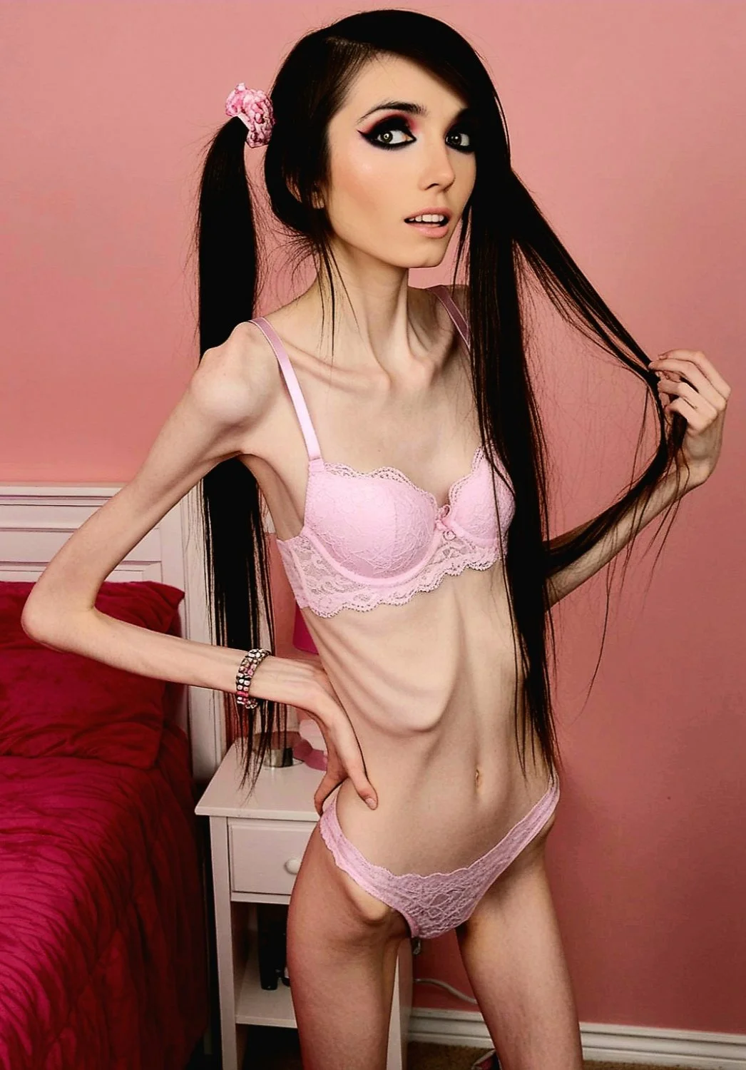 Eugenia Cooney image 6