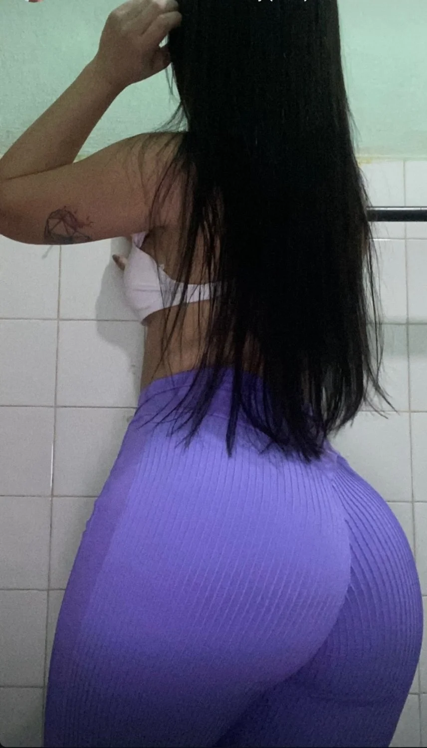 branquinha rabuda muito gostosa image 18