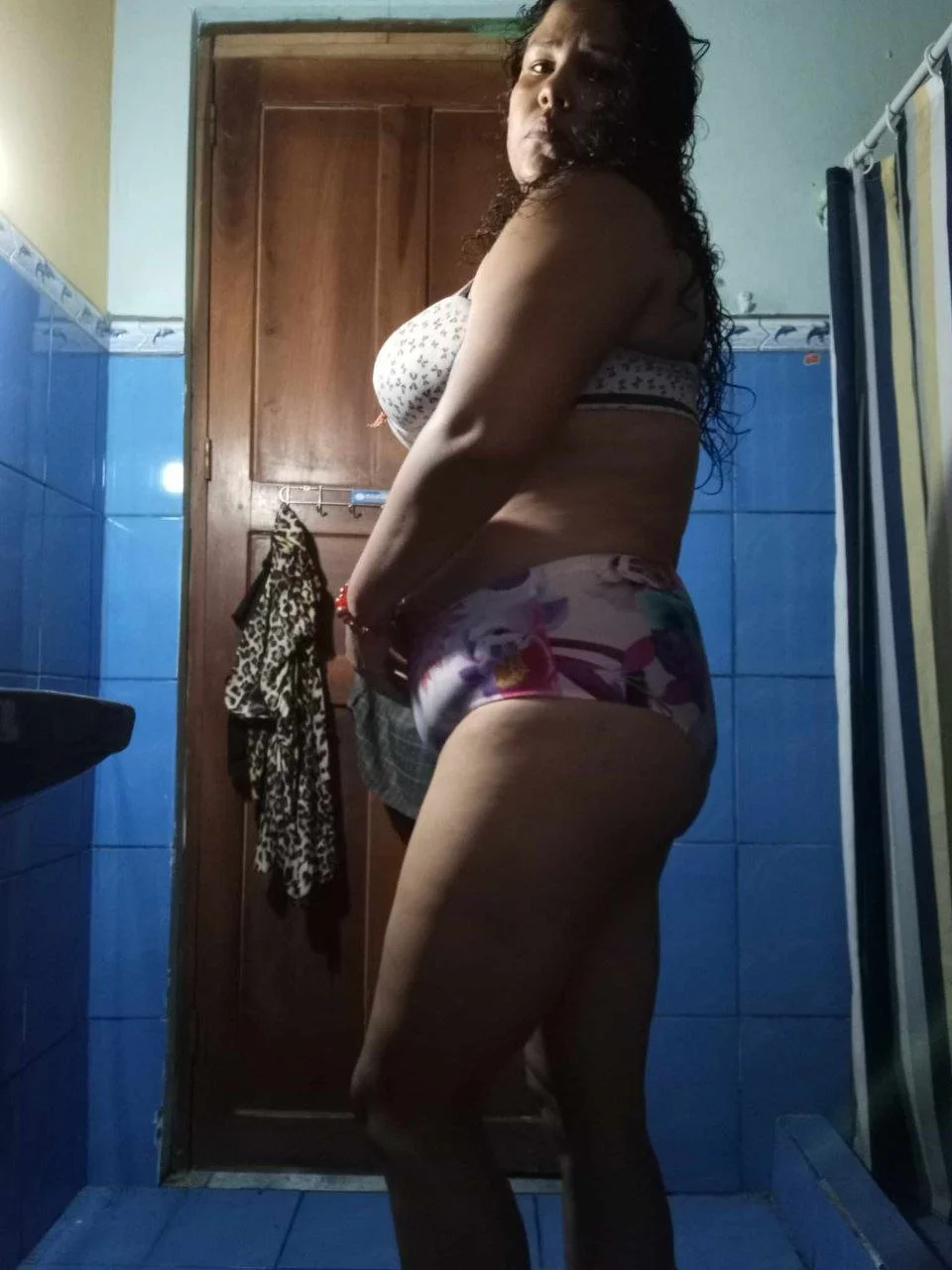 Karol milf image 5