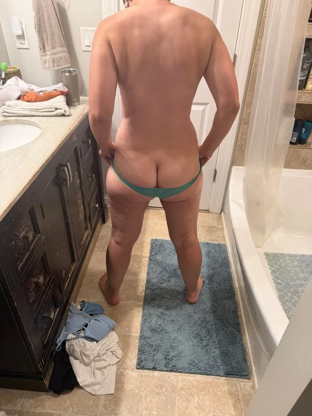 wifebutt-perfection-v0-zvi2wh8xr7ah1 (1) image 12