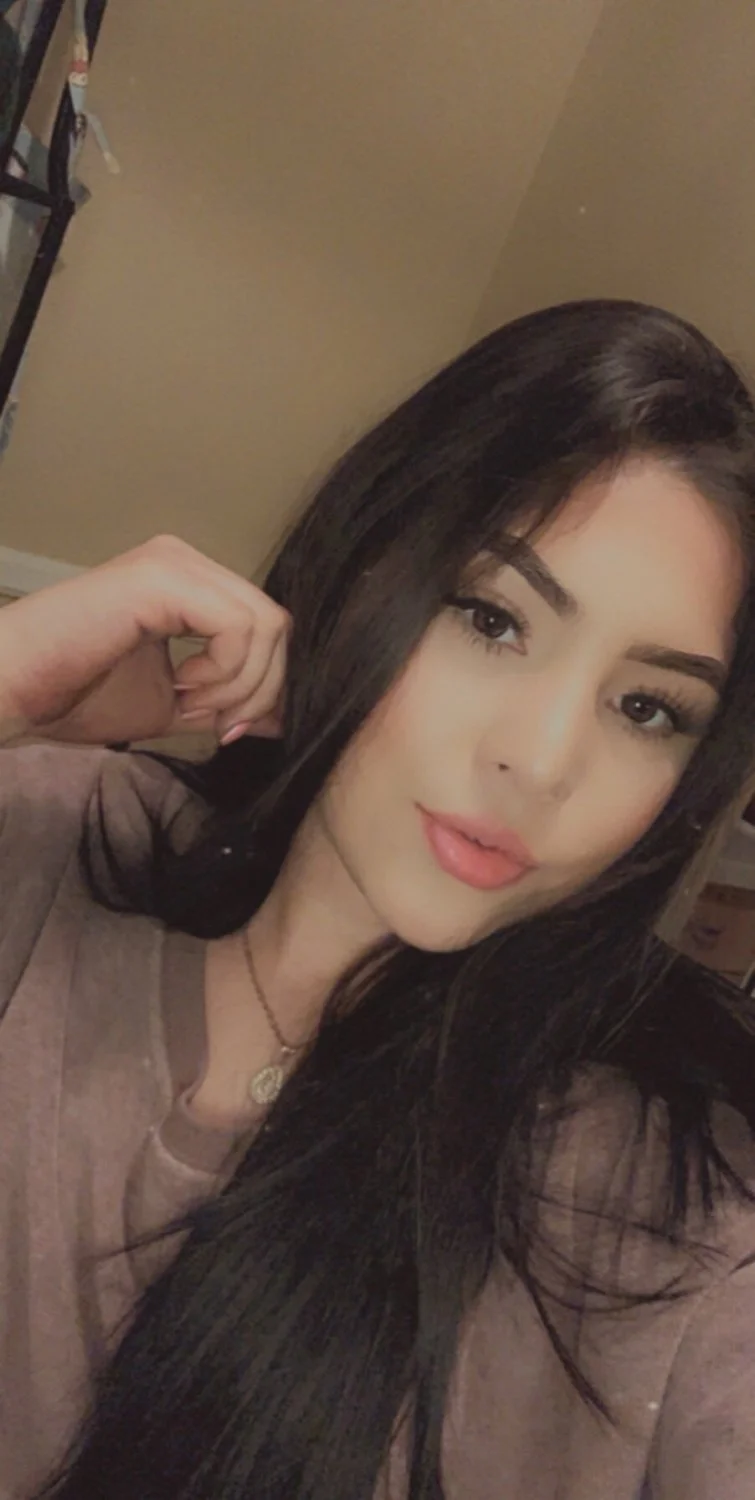 Cuck sent his wife in to be a webslut image 11