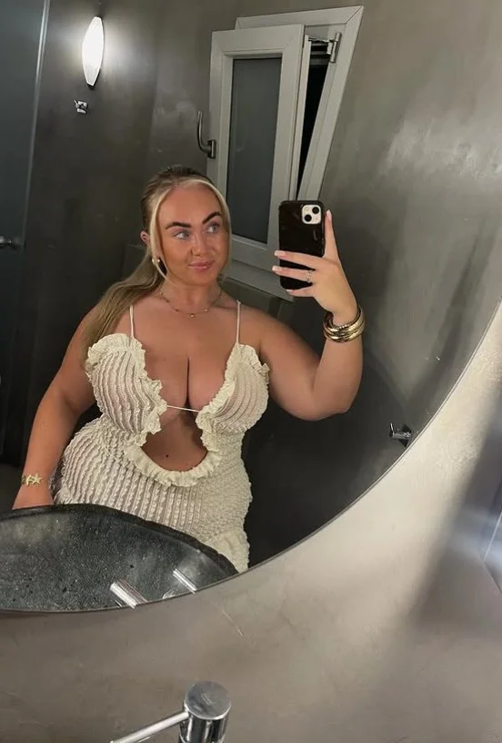 Thick Beautiful Pawg fuck meat image 9
