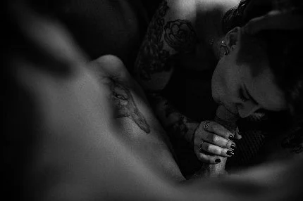 Couples boudoir image 10