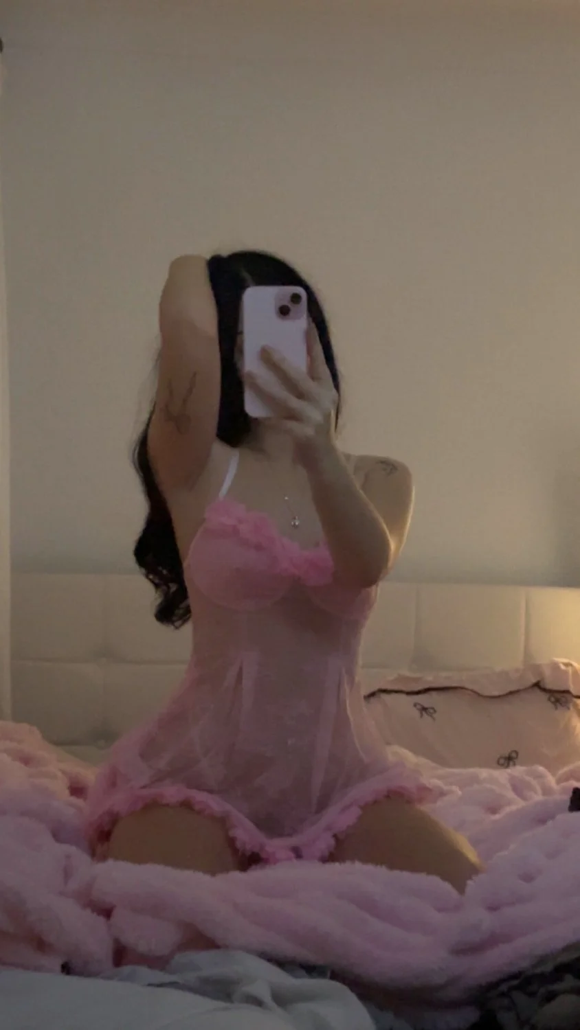 Barely legal teen girl main image