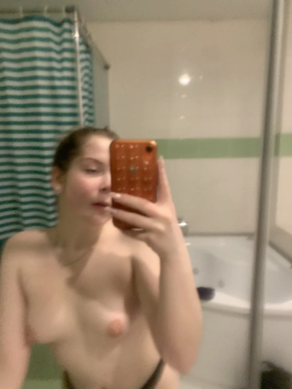 Slut Lina image 28