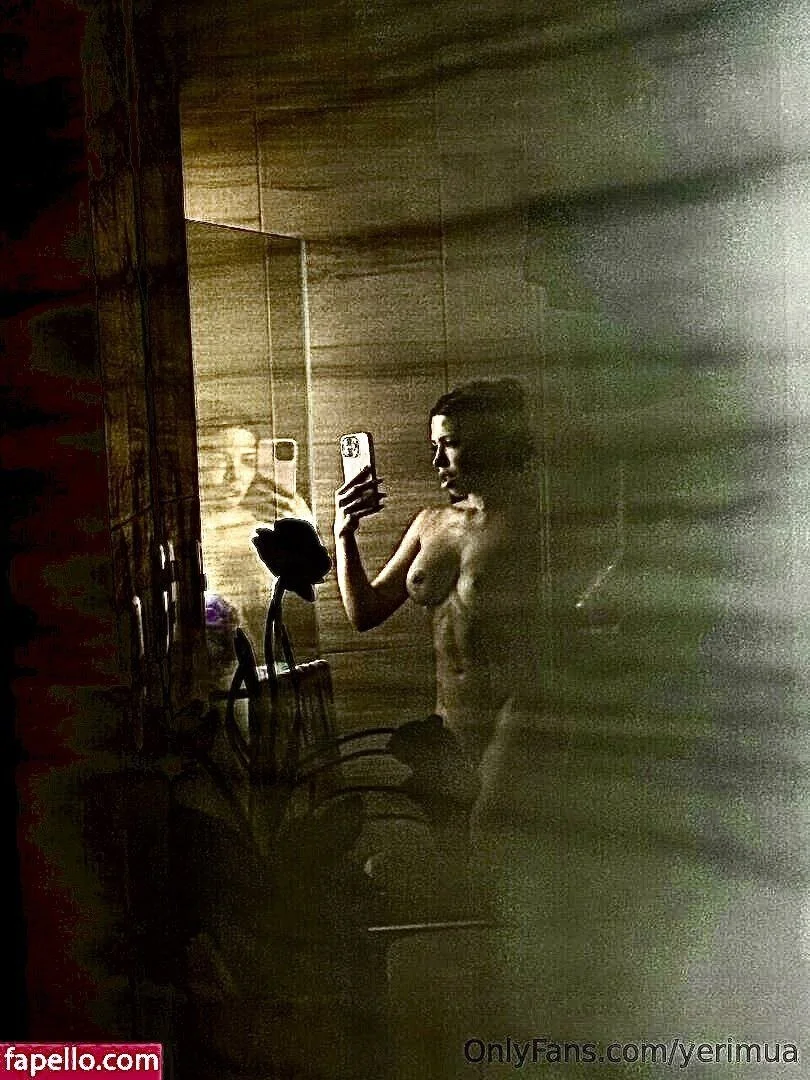 Yeri Mua Buenísima cantante culona mexicana parte 4 image 4