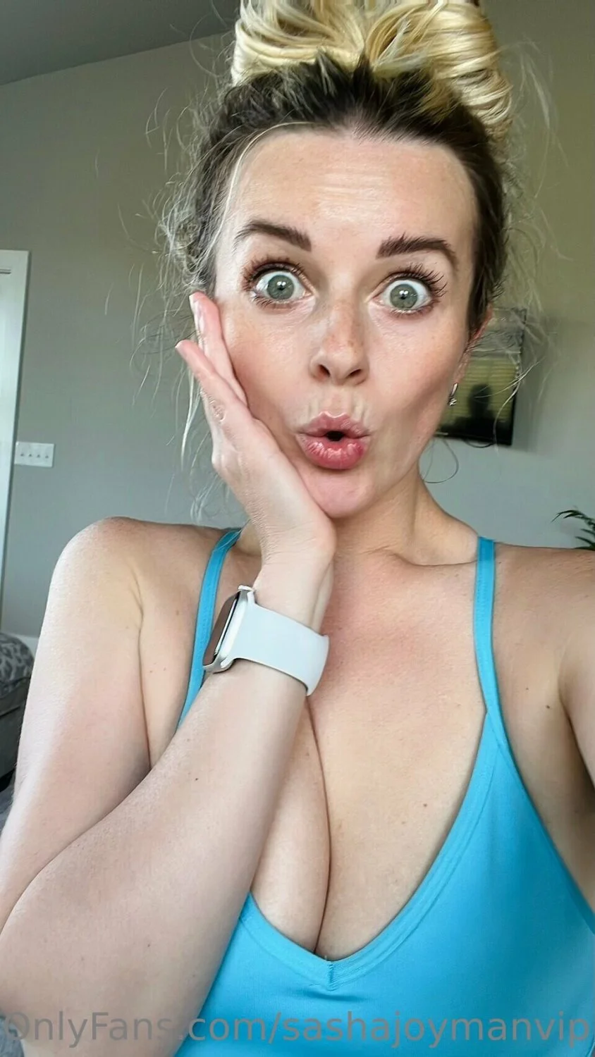 Mom caught fucked main image
