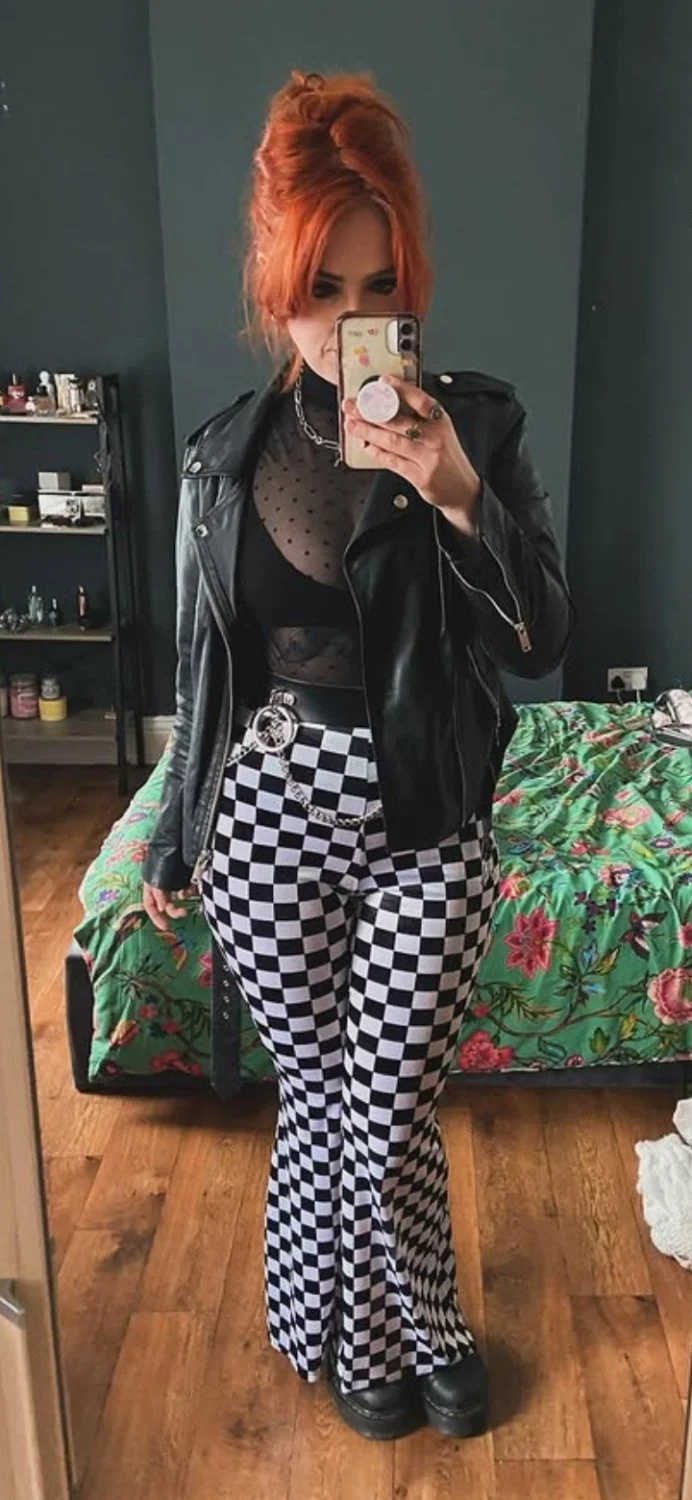 Scouse liverpool British UK sexy big tits cum slut milf. Would love to make her my fuck toy image 7