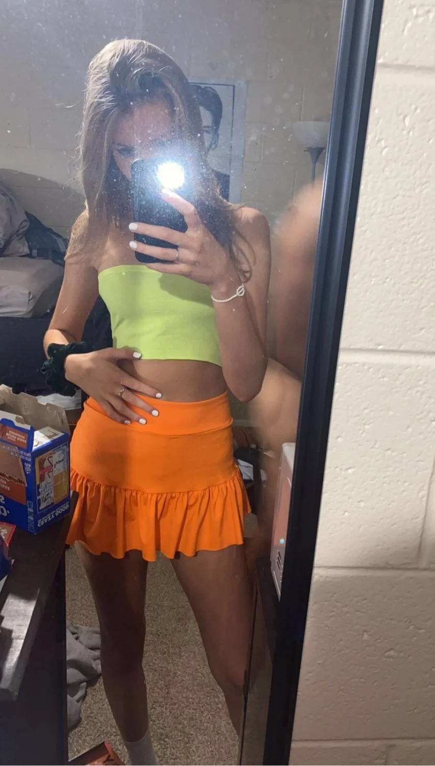 Tiny college freshman slut bad body sextapes n nudes (1 of 2) image 6