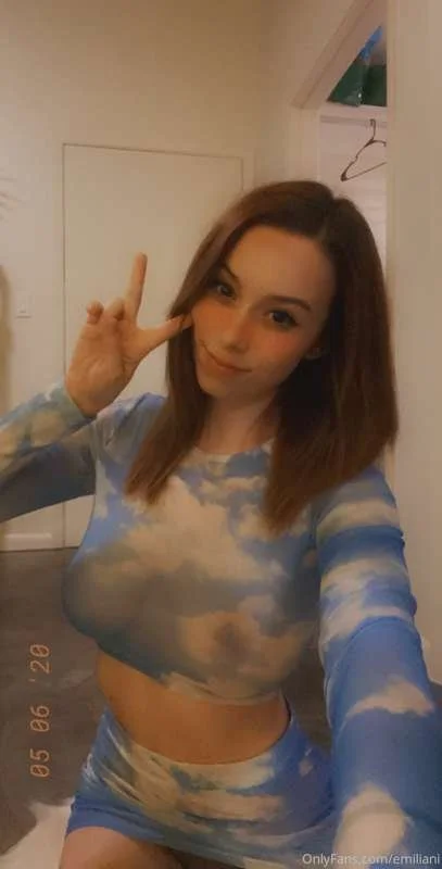 Sexiest streamer emi image 36