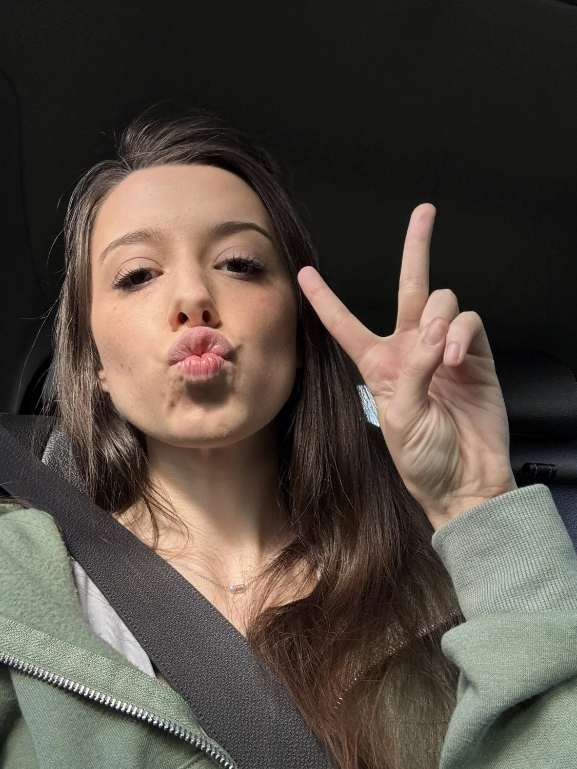 Sexiest streamer emi image 4