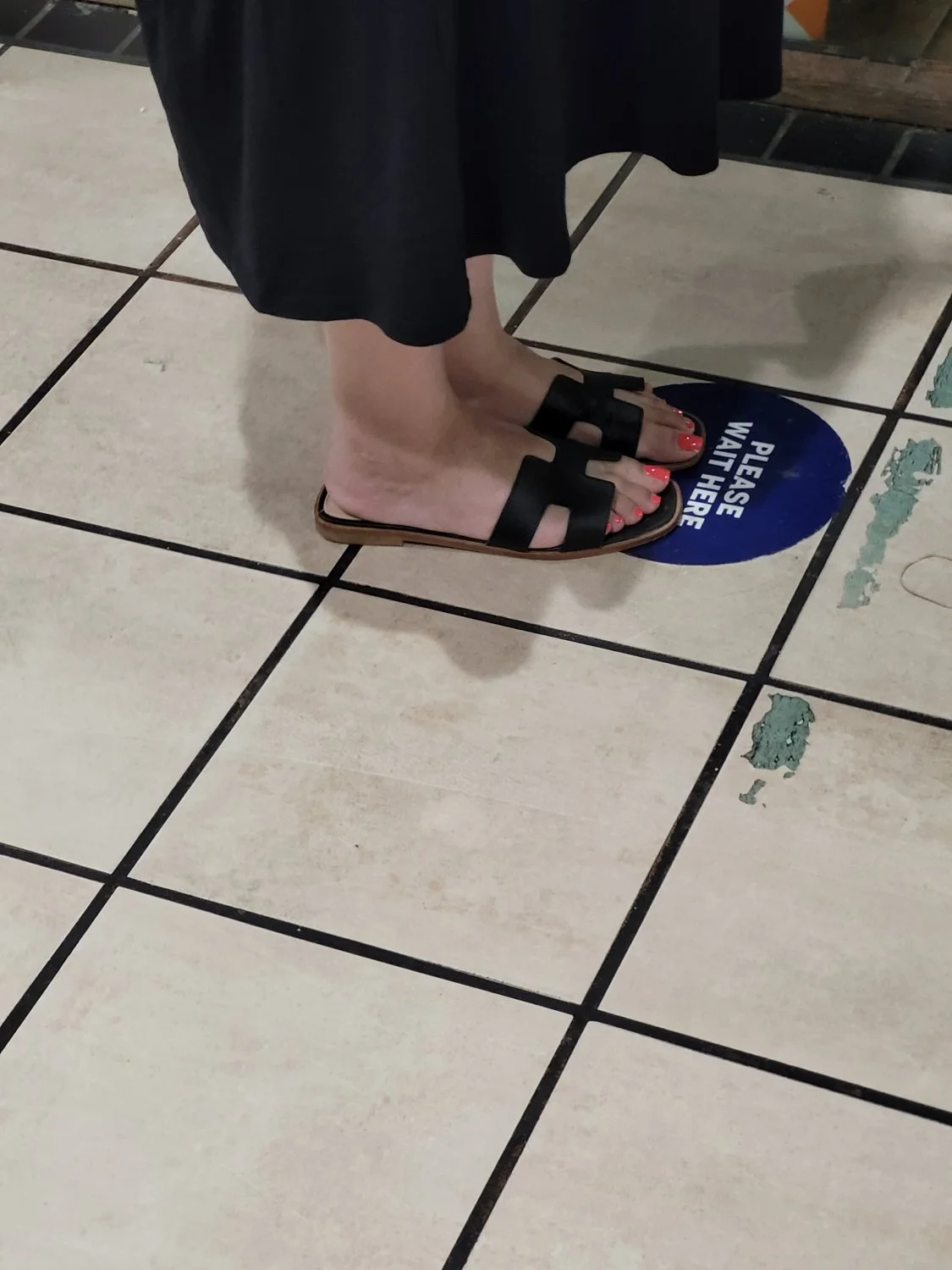 Indian milf feet image 16