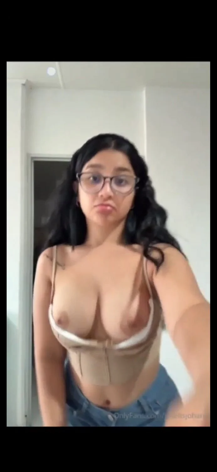 Beautiful johana of image 2