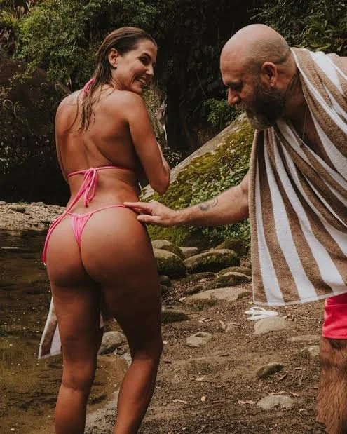 Deborah Secco milf gostosa rabuda demais image 35