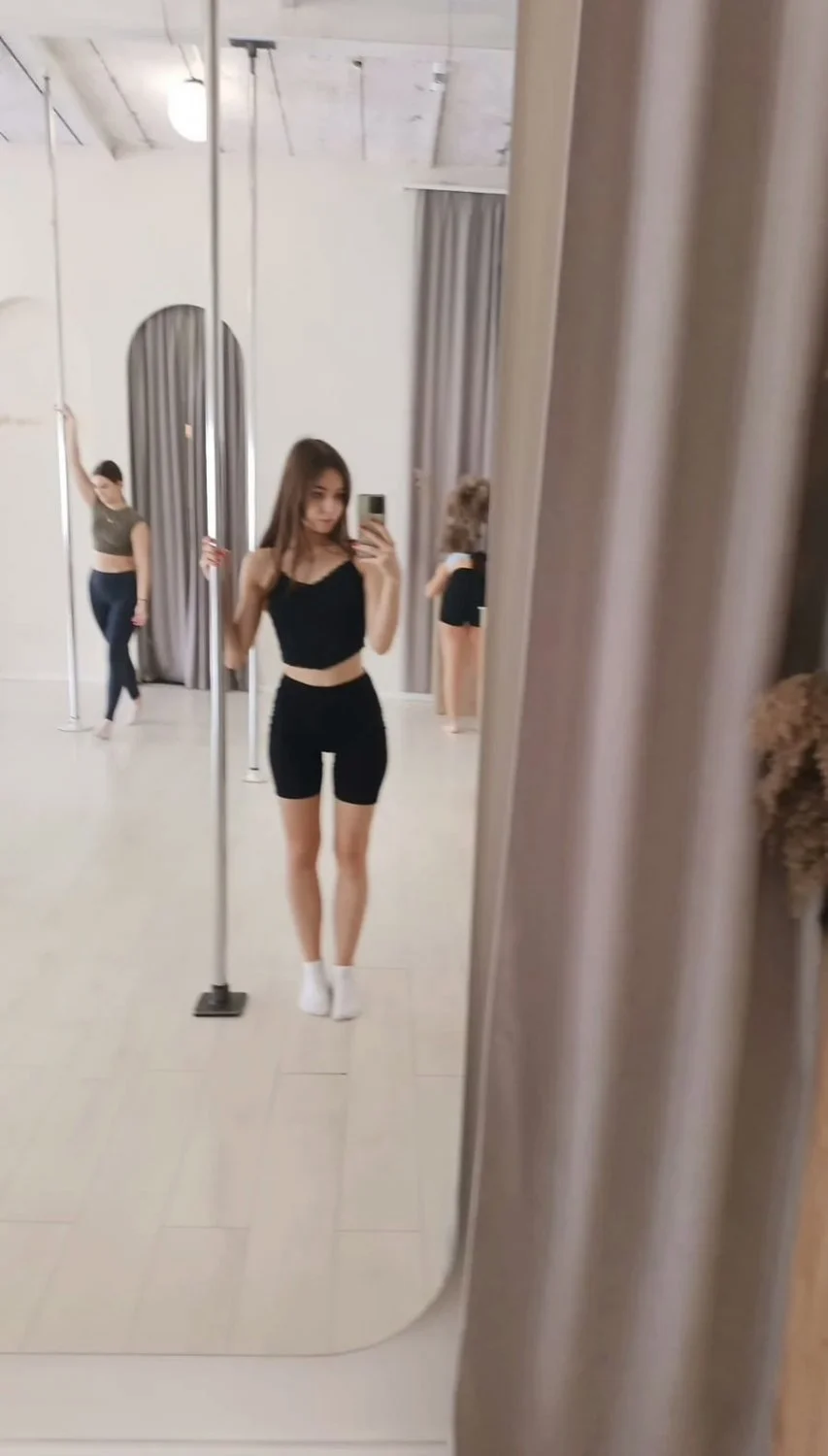 MiaMar 21yo Serbian slut image 2