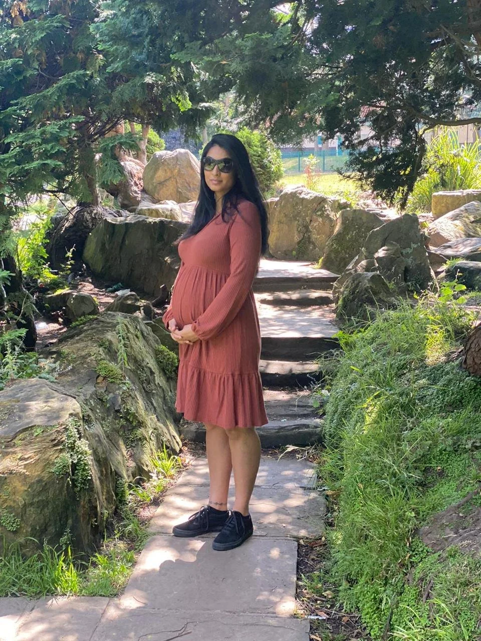 Nikita R from London UK Indian Desi Milf NRI Brown Whore fucked by dildo image 19
