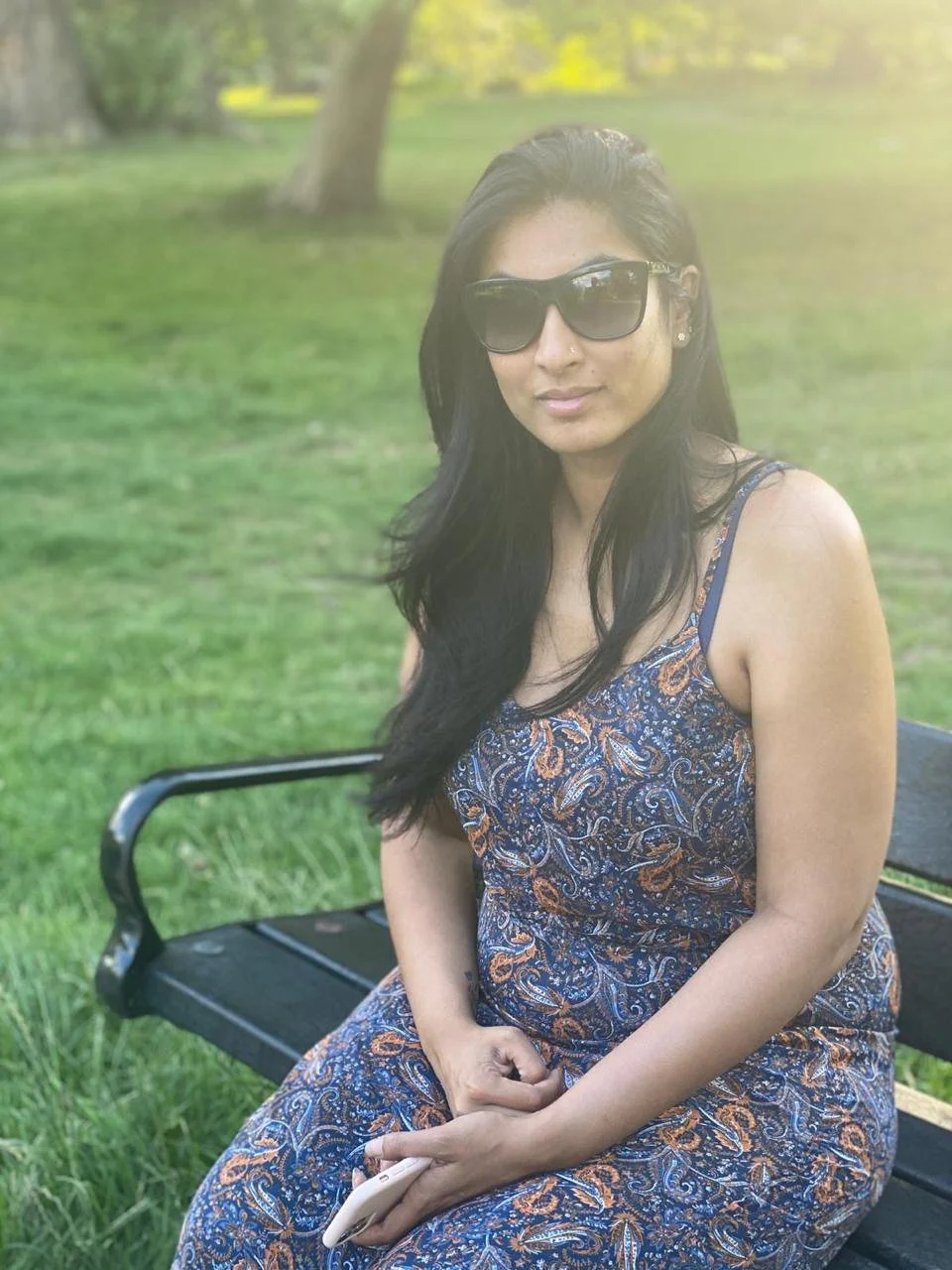 Nikita R from London UK Indian Desi Milf NRI Brown Whore fucked by dildo image 4
