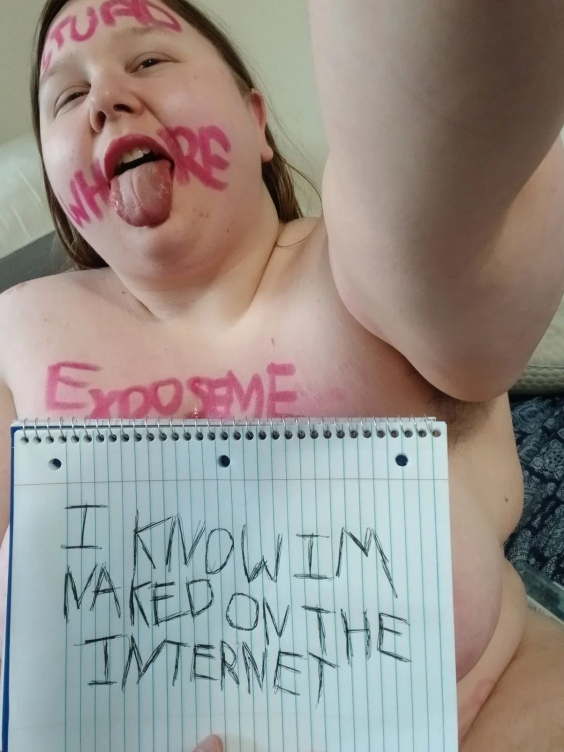 Kik slut tigress_mimi knows it main image
