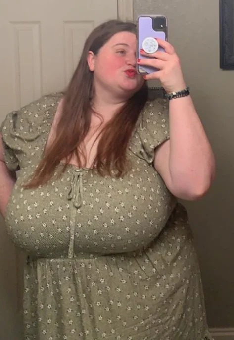 February 2025 - Huge Tits, Huge ass, BBW Finds image 31
