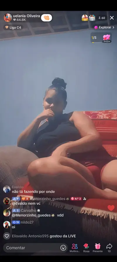 Uelania Oliveira cover image