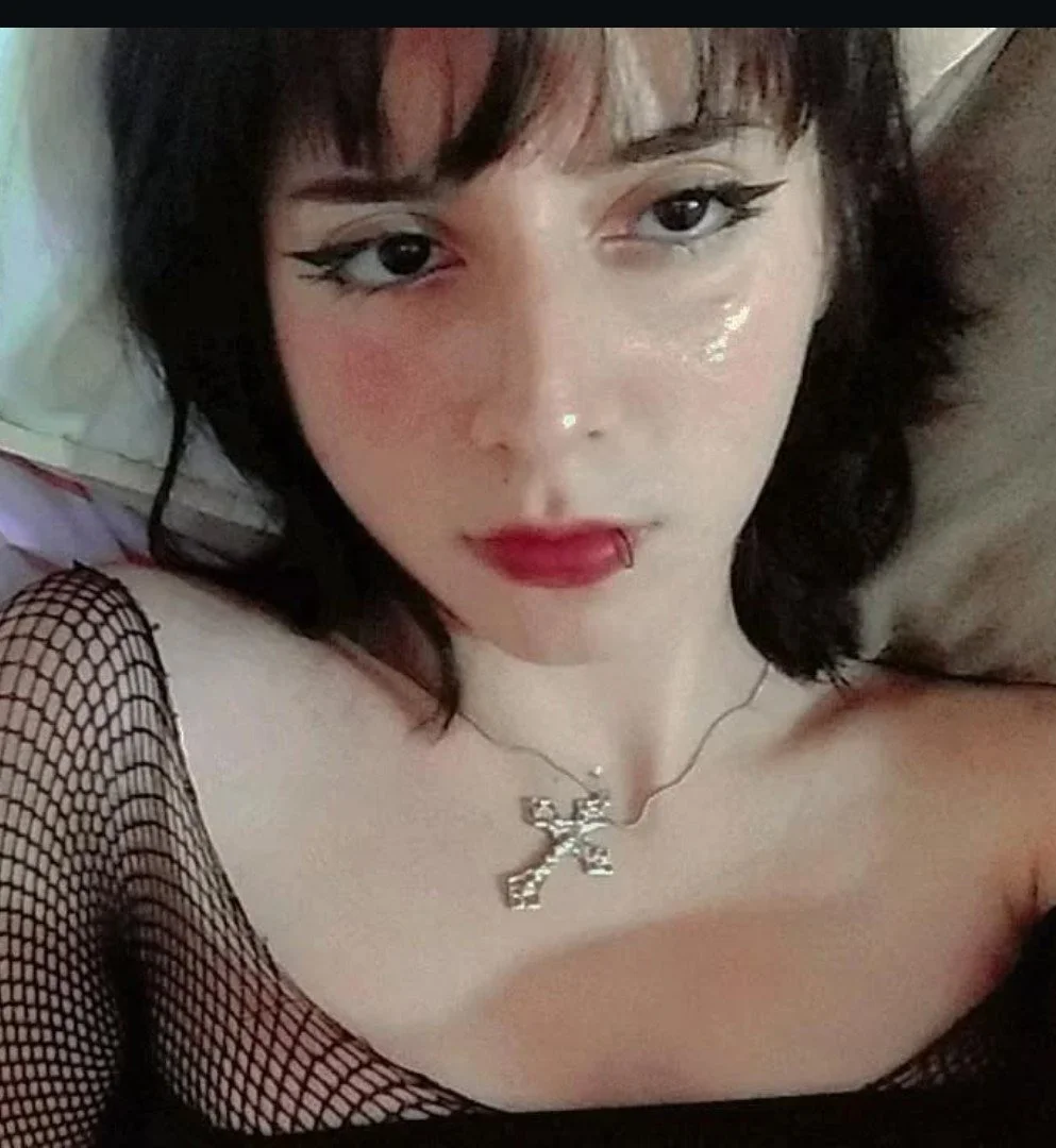 La sexy puta güerita de Janis image 21