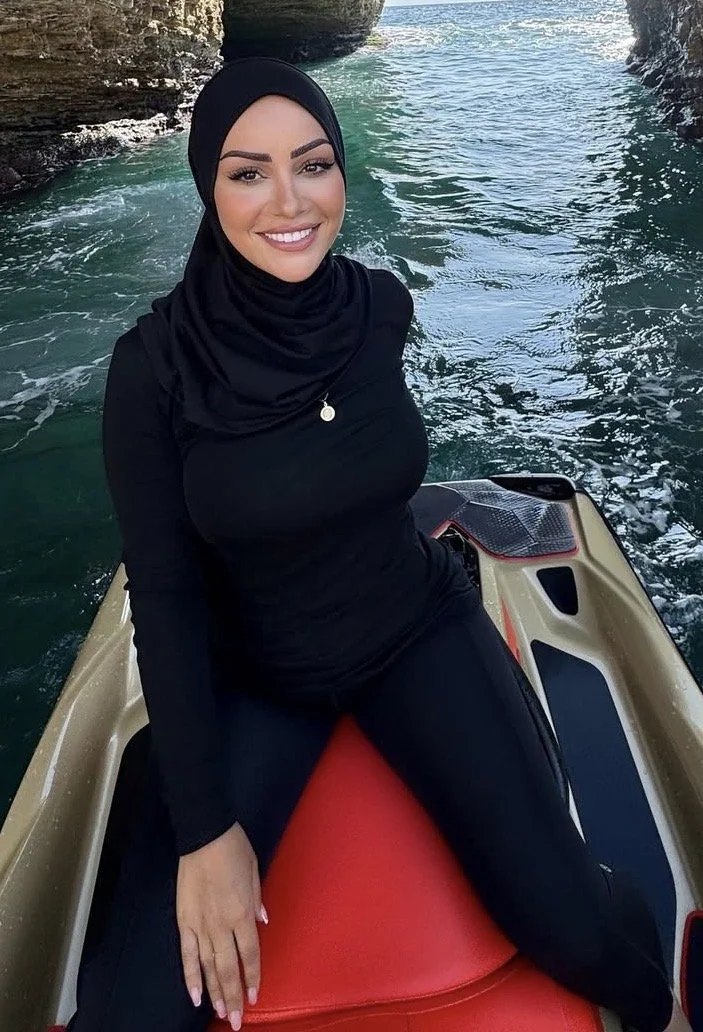 Zeynep image 20