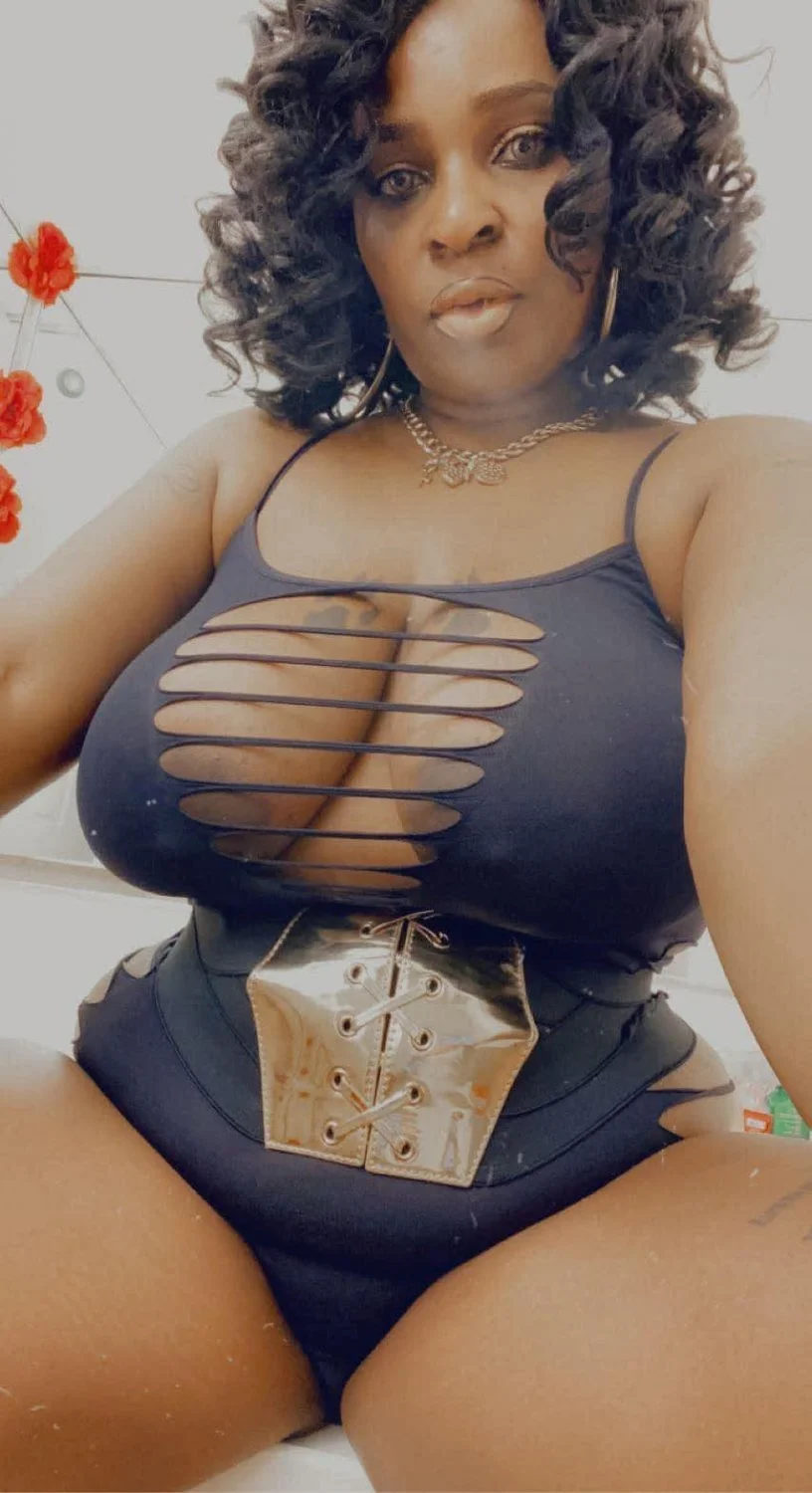Black BBW Milf image 13