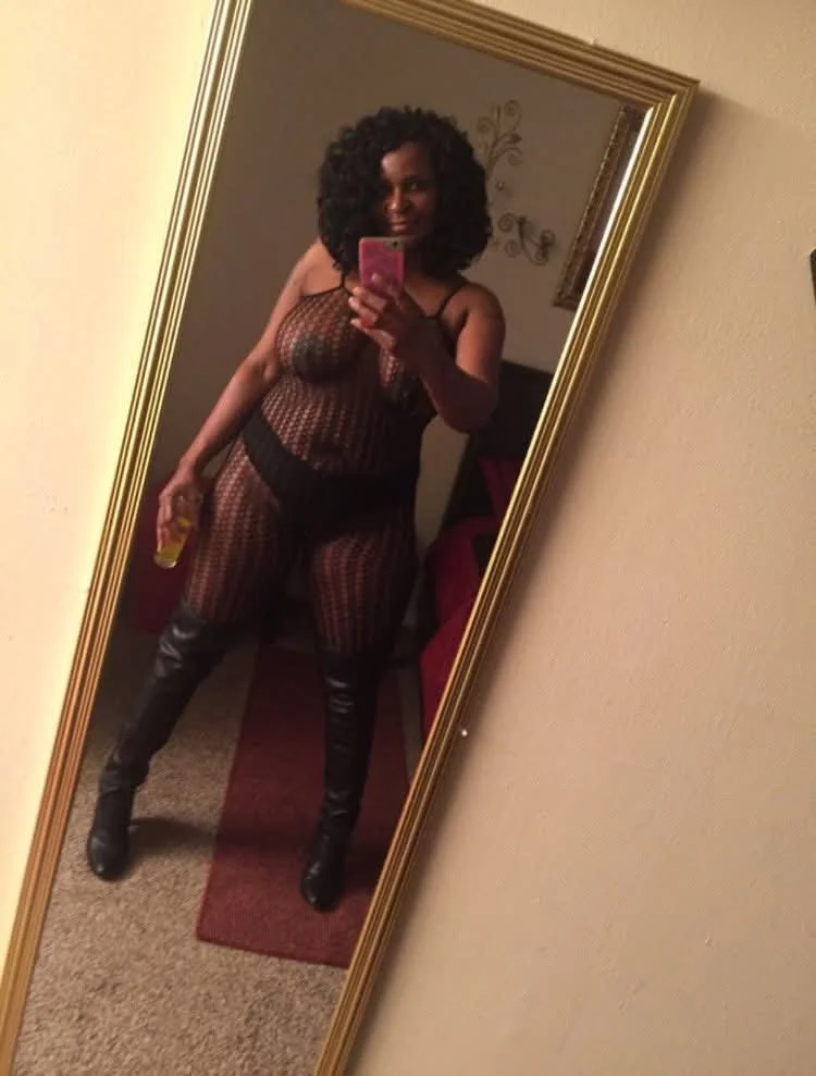 Black BBW Milf image 8