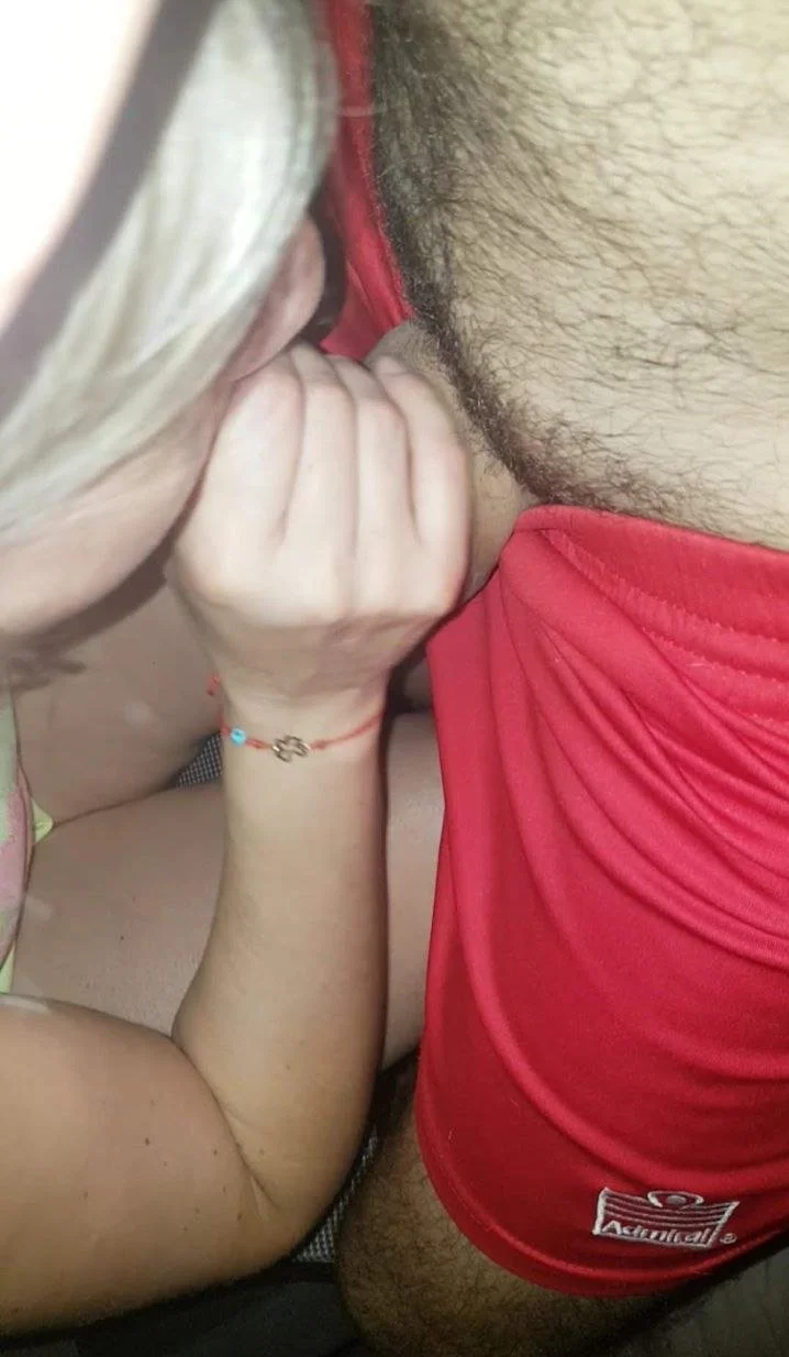 Amateur blonde submitted image 7