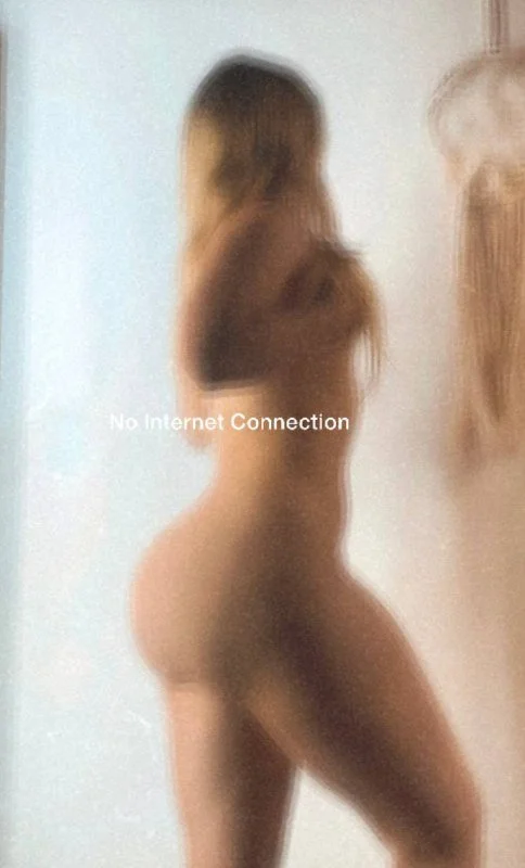 argentina rubia hermosa con el orto enorme image 10