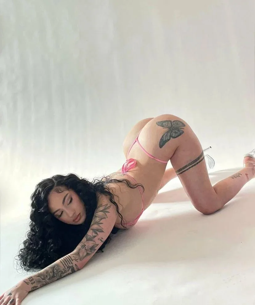 Bhad Barbie 🍑🤤 image 2