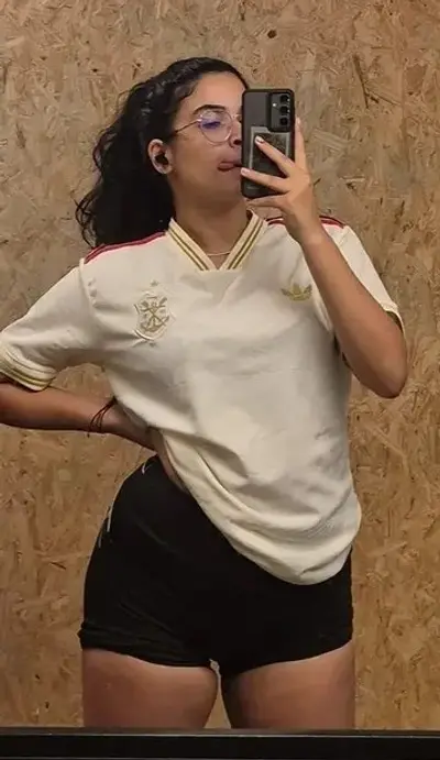 Ex gostosa vazada dançando cover image