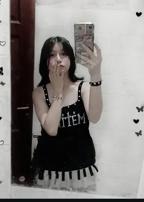 Que opinan de la chica que me gusta?se llama Mayra y tiene 18 image 2