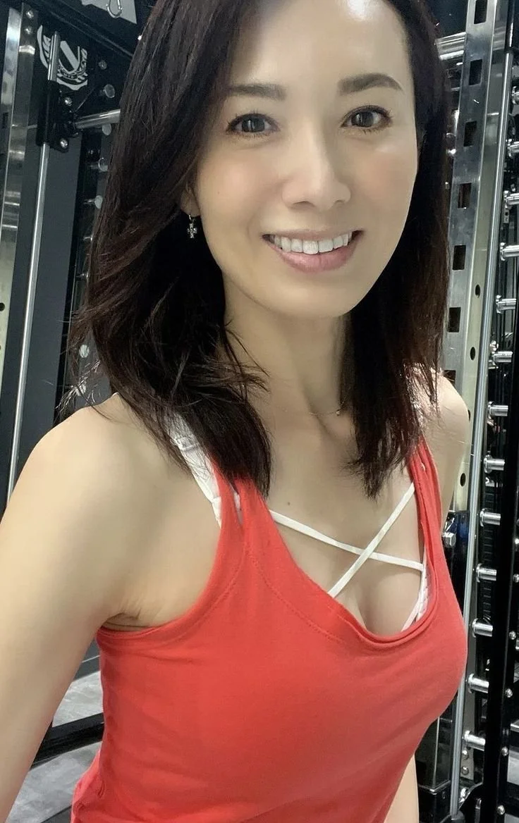🔚Japanese　顔抜き　駒田奈美　美魔女コンテスト　ファイナリスト　美熟女　ソフトエロ　一発やりたい image 33
